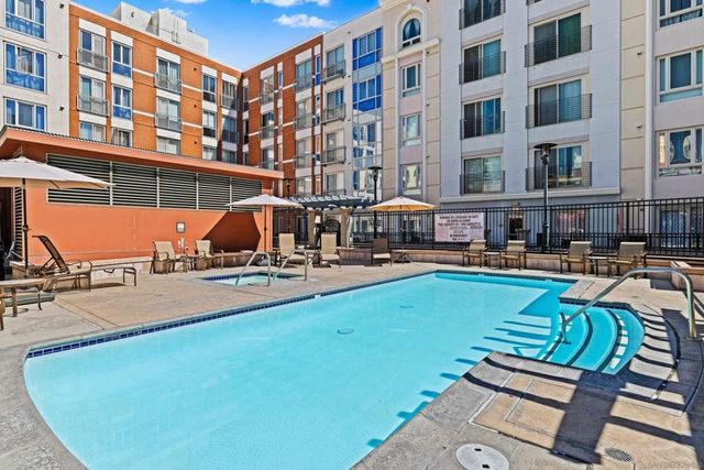 445 Island Avenue 307, San Diego, CA 92101