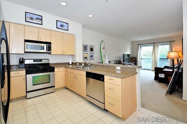 445 Island Avenue 307, San Diego, CA 92101