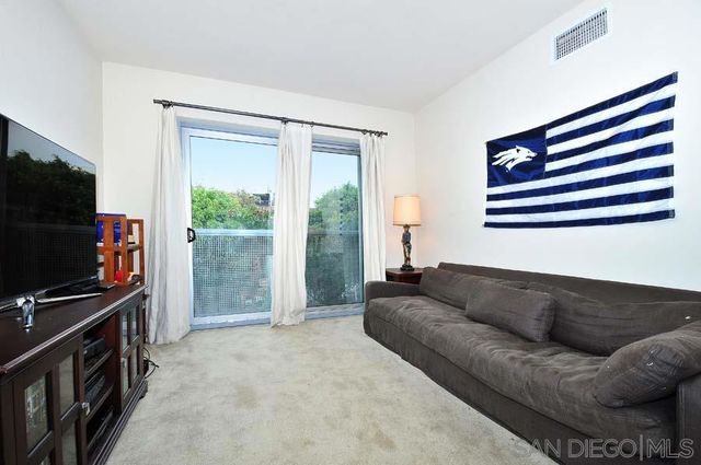 445 Island Avenue 307, San Diego, CA 92101