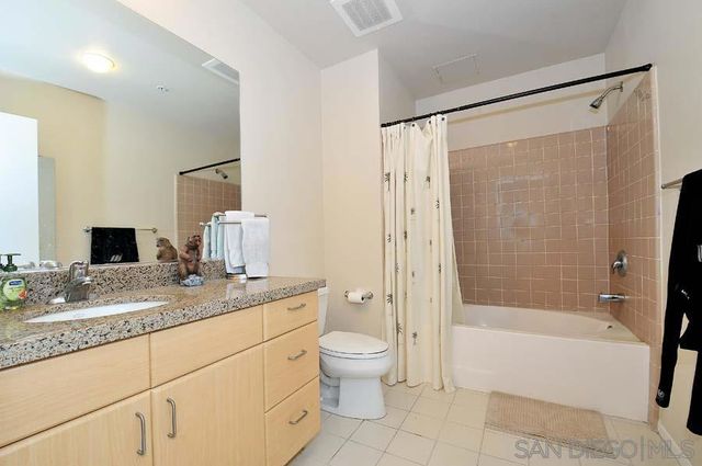 445 Island Avenue 307, San Diego, CA 92101