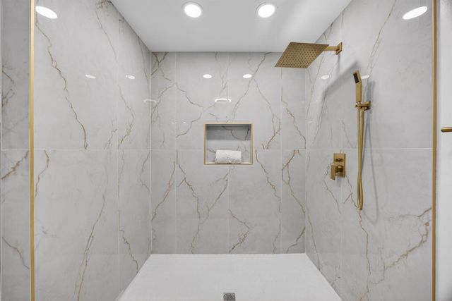 628 street, Sacramento, CA 95819