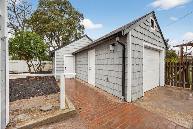 628 street, Sacramento, CA 95819