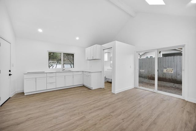 628 street, Sacramento, CA 95819