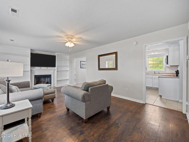 116 Mandy Lane, Hubert, NC 28539