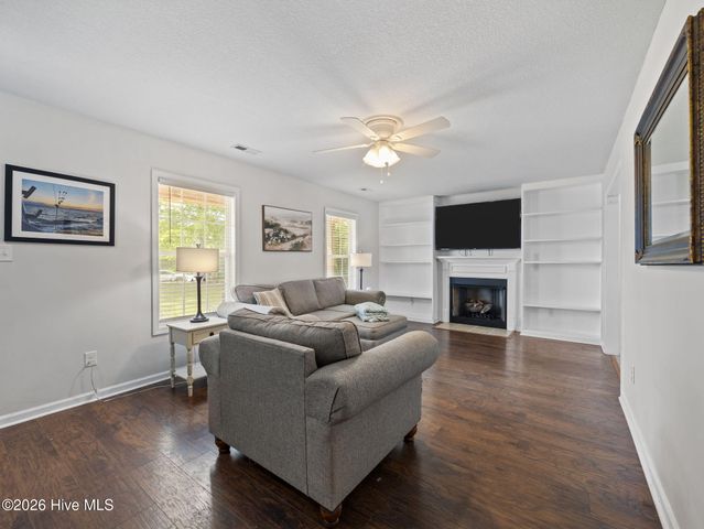 116 Mandy Lane, Hubert, NC 28539