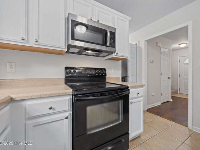 116 Mandy Lane, Hubert, NC 28539