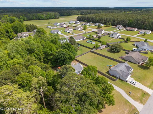 116 Mandy Lane, Hubert, NC 28539