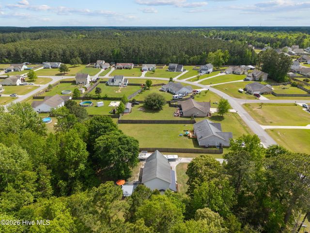 116 Mandy Lane, Hubert, NC 28539