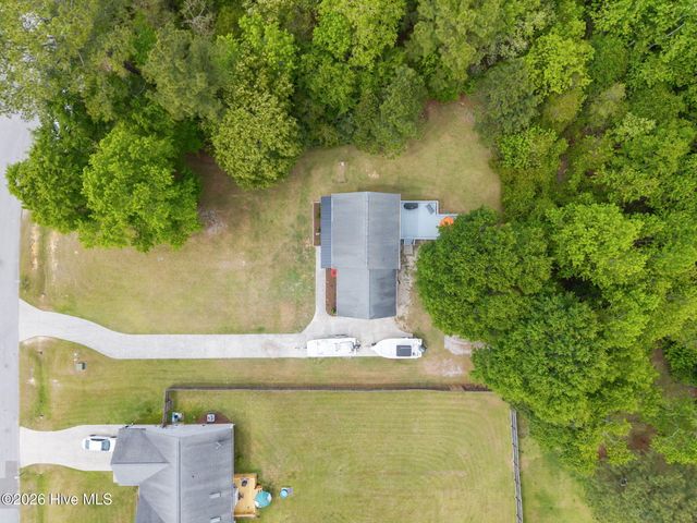 116 Mandy Lane, Hubert, NC 28539
