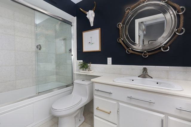 60 Gibson St 104, Boston, MA 02122