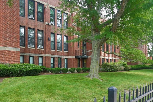 60 Gibson St 104, Boston, MA 02122
