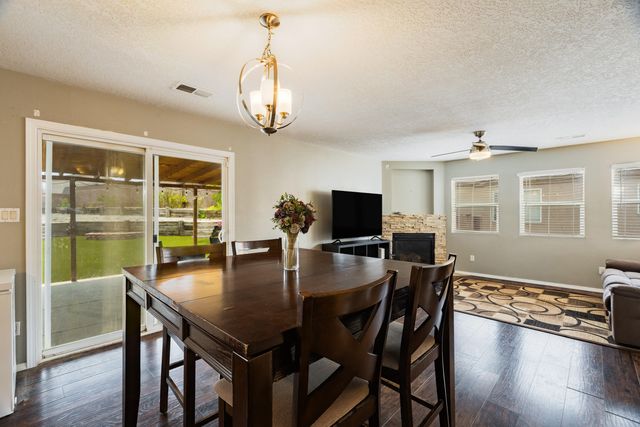 6908 PAESE Place NW, Albuquerque, NM 87114