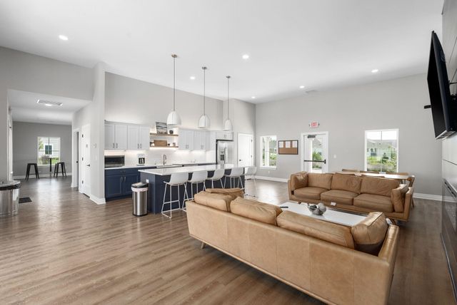 439 E Park Place, Andover, KS 67002