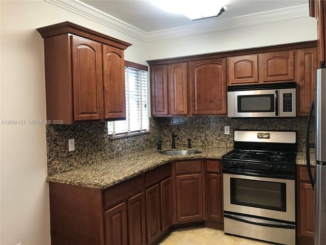 35 Antilla Avenue 2, Coral Gables, FL 33134