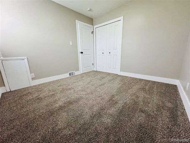 4711 Rosewold Avenue, Royal Oak, MI 48073