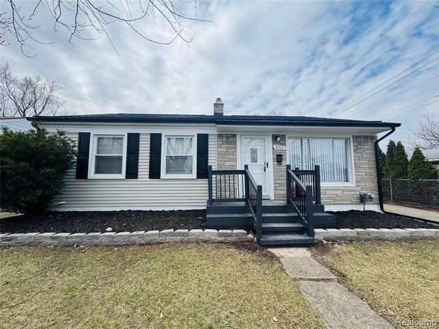 4711 Rosewold Avenue, Royal Oak, MI 48073