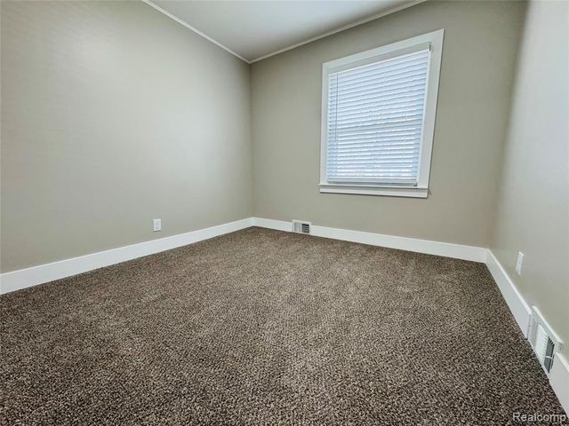 4711 Rosewold Avenue, Royal Oak, MI 48073