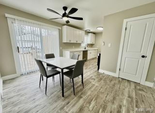 4711 Rosewold Avenue, Royal Oak, MI 48073