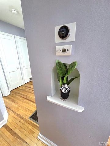 8261 Watson Road, Webster Groves, MO 63119