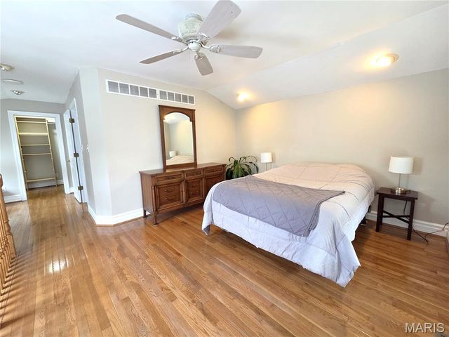 8261 Watson Road, Webster Groves, MO 63119