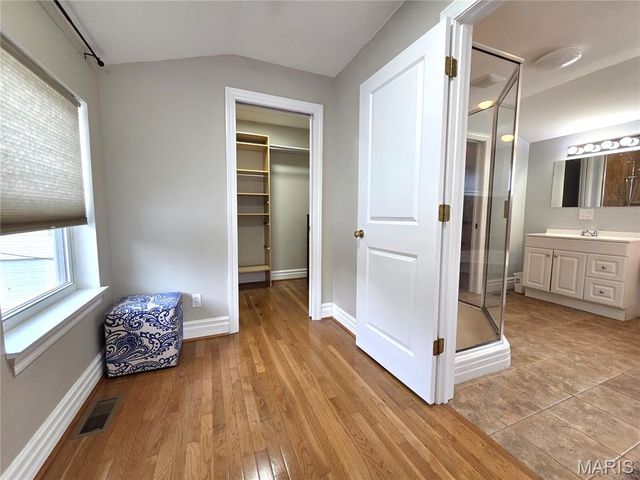 8261 Watson Road, Webster Groves, MO 63119