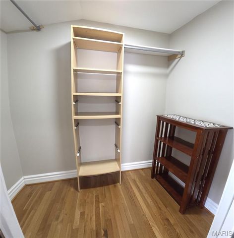 8261 Watson Road, Webster Groves, MO 63119