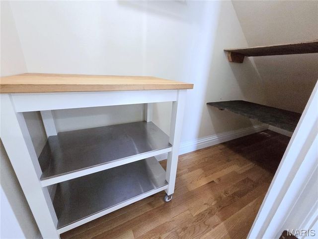 8261 Watson Road, Webster Groves, MO 63119