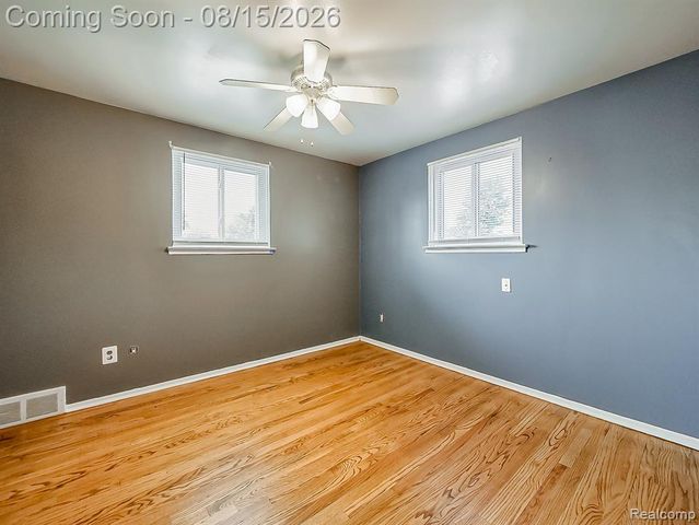 21131 Harvard Road, Southfield, MI 48076