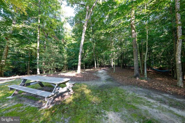 17659 MEADOW DR, Bridgeville, DE 19933