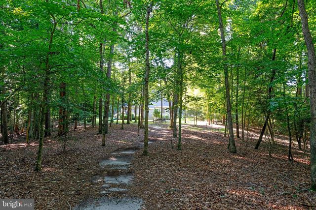 17659 MEADOW DR, Bridgeville, DE 19933