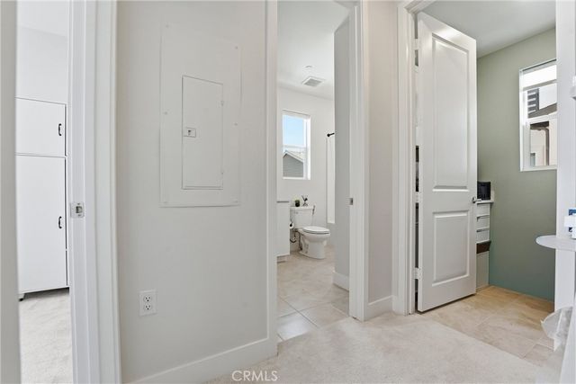 458 Loon, Irvine, CA 92618