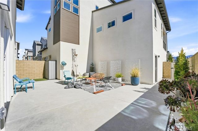 458 Loon, Irvine, CA 92618