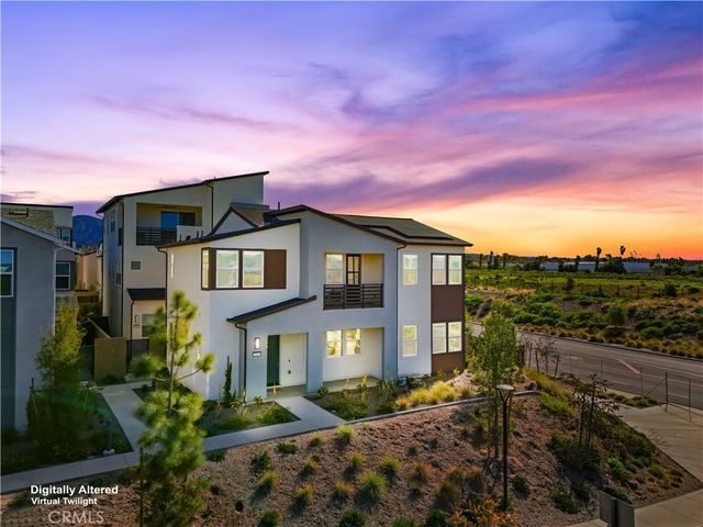 458 Loon, Irvine, CA 92618