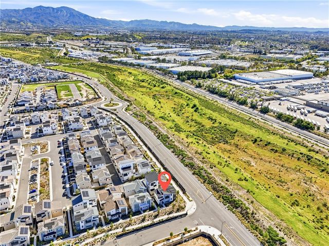 458 Loon, Irvine, CA 92618