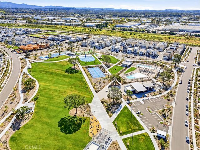 458 Loon, Irvine, CA 92618