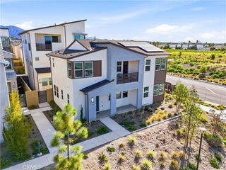 458 Loon, Irvine, CA 92618