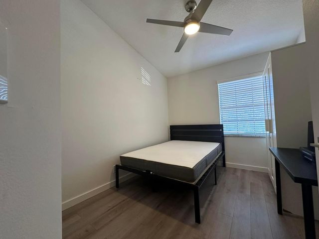 10630 NW 14th Street 118, Plantation, FL 33322