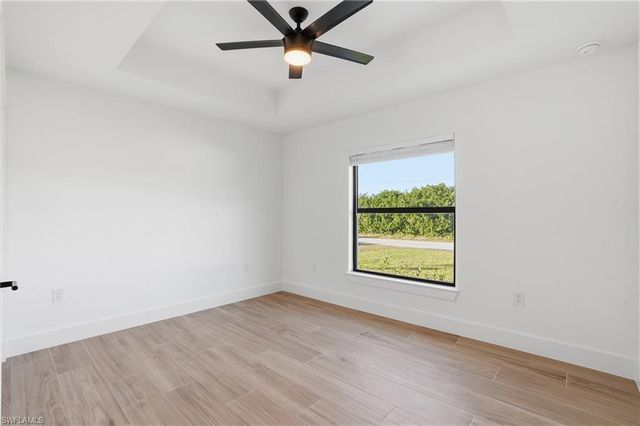 3903 15th ST SW, Lehigh Acres, FL 33976