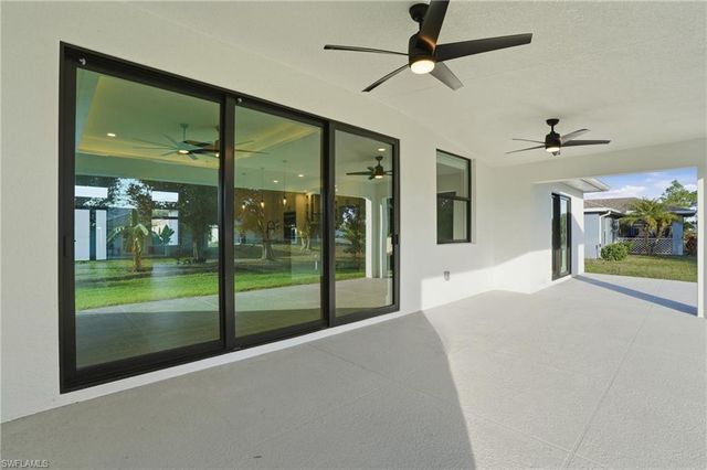 3903 15th ST SW, Lehigh Acres, FL 33976