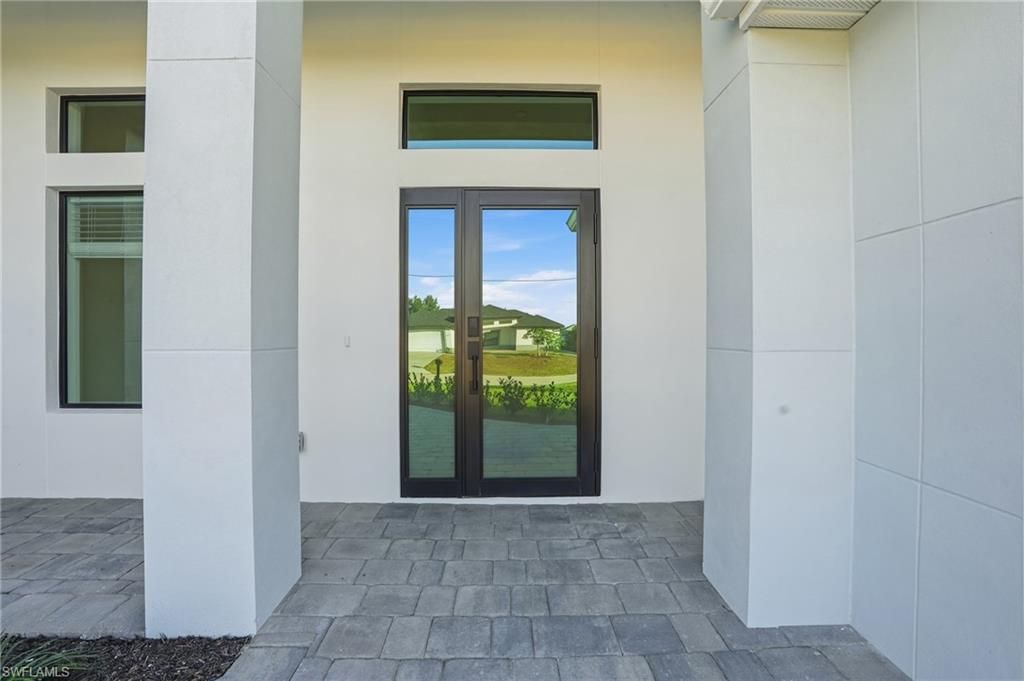 3903 15th ST SW, LEHIGH ACRES, FL 33976 — photo 4