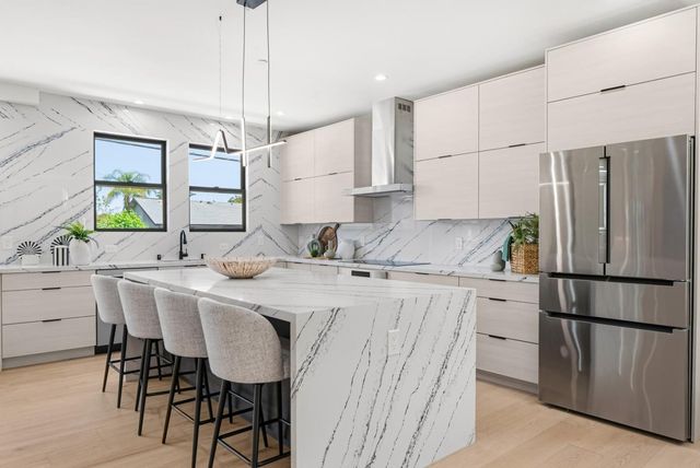 608 W Mc Kinley Avenue, Sunnyvale, CA 94086