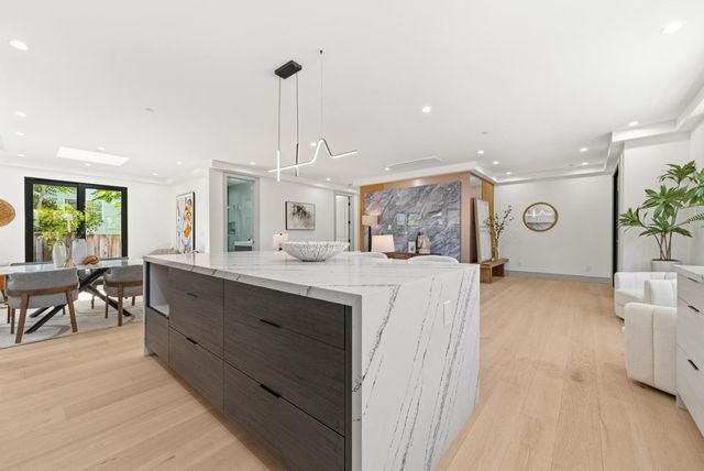 608 W Mc Kinley Avenue, Sunnyvale, CA 94086