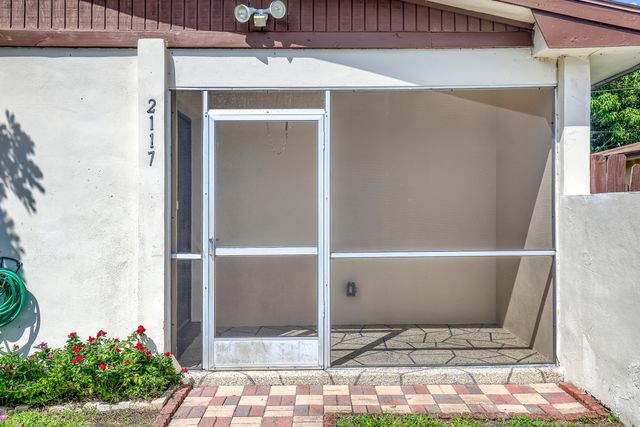 2117 E Bond Drive 1, West Palm Beach, FL 33415