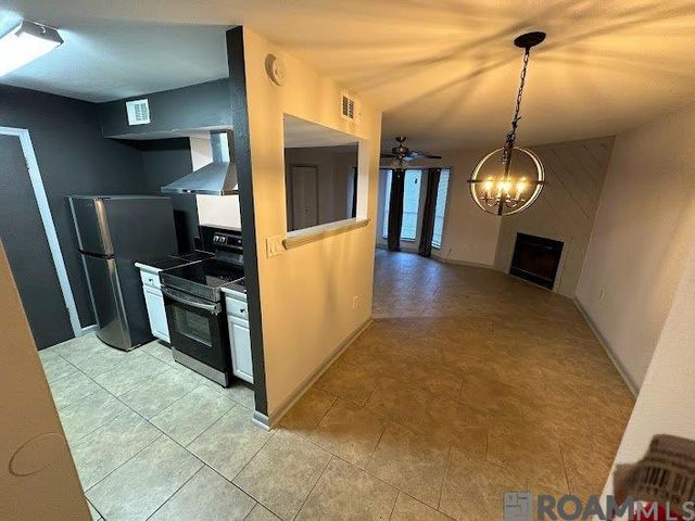 2041 Brightside View Dr, Baton Rouge, LA 70820