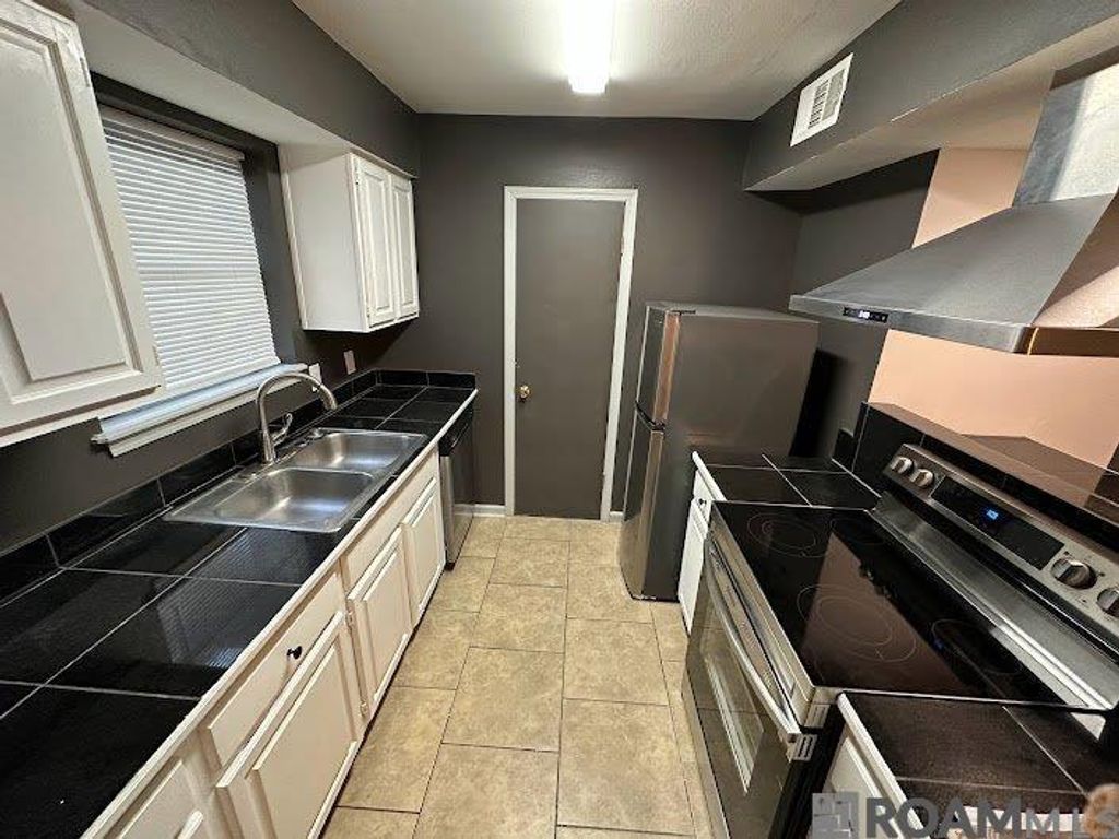 2041 Brightside View Dr, Baton Rouge, LA 70820