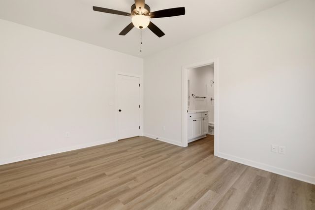 3408 E Thunder, Wichita, KS 67219