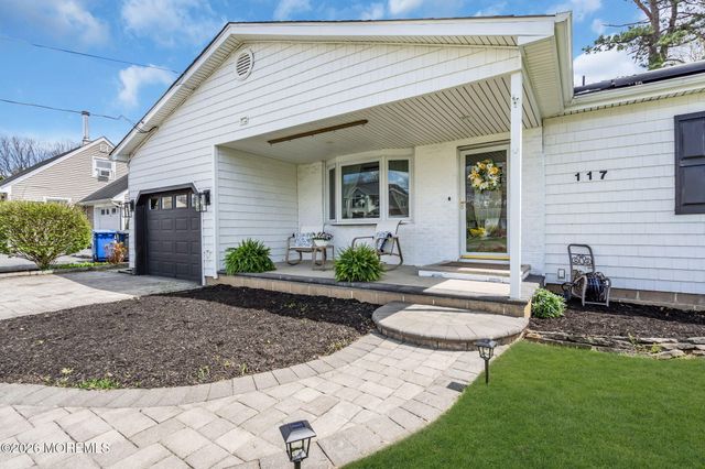 117 Inlet Avenue, Manahawkin, NJ 08050