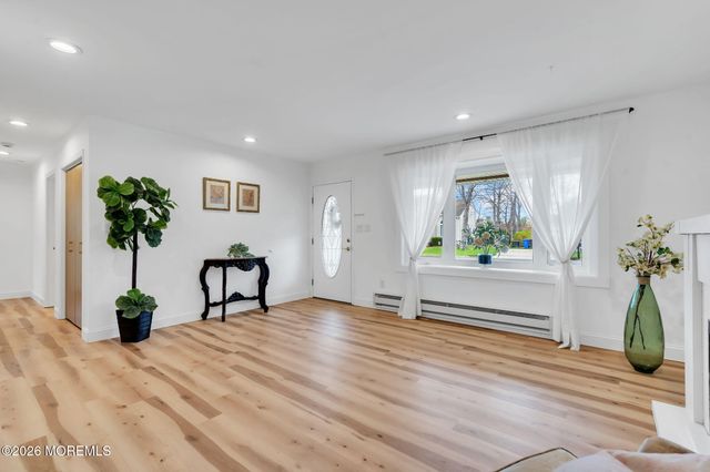 117 Inlet Avenue, Manahawkin, NJ 08050