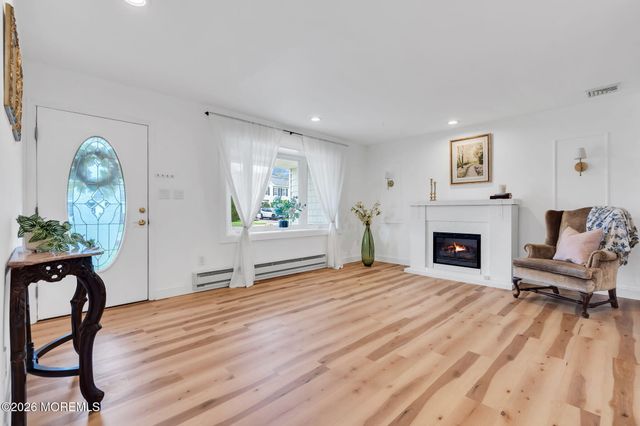 117 Inlet Avenue, Manahawkin, NJ 08050