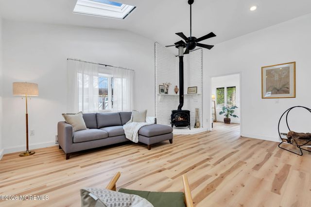 117 Inlet Avenue, Manahawkin, NJ 08050